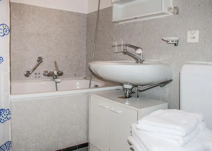 Castagnola - Utoring-31 By Interhome *